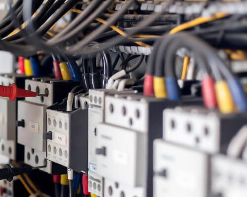 electricien-sillans-la-cascade-installation (1) Installation électrique complète à Sillans-la-Cascade